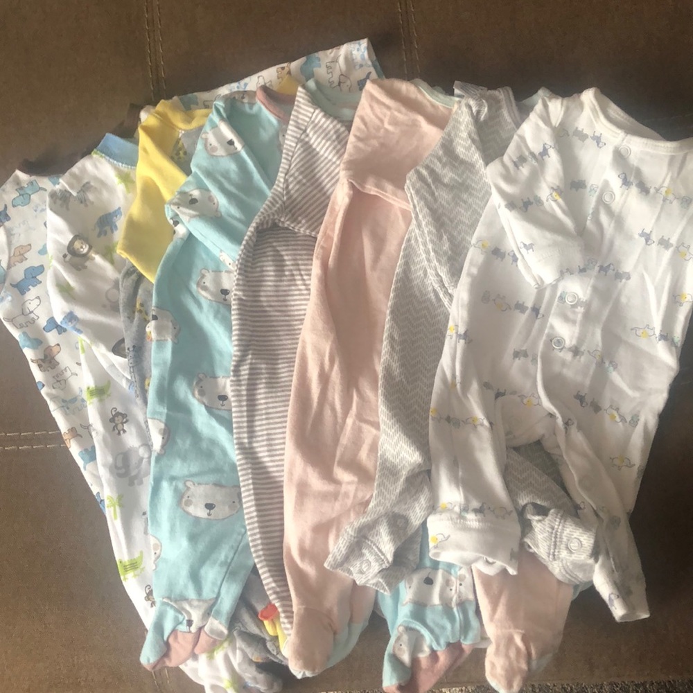 Newborn pajamas 🍼 👶🏼